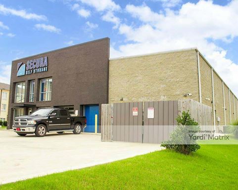 Source URL: https://cdnsc.rentcafe.com/dmslivecafe/3/2017560/2017560-1-3.jpg?width=-1&height=385&quality=80