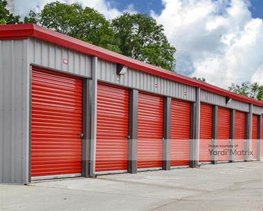 Storage Units for Rent available at 1101-1111 Broadway Street, Pekin, IL 61554