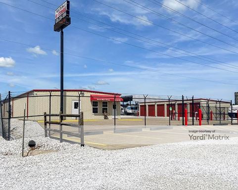 Source URL: https://cdnsc.rentcafe.com/dmslivecafe/3/2017624/2017624-1-2.jpg?width=-1&height=385&quality=80