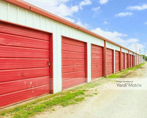 Source URL: https://cdnsc.rentcafe.com/dmslivecafe/3/2017643/2017643-1-3.jpg?width=-1&height=385&quality=80