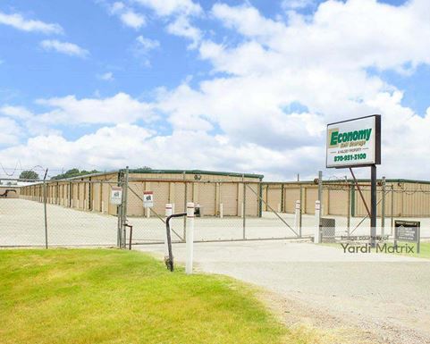 Source URL: https://cdnsc.rentcafe.com/dmslivecafe/3/2017645/2017645-1-2.jpg?width=-1&height=385&quality=80