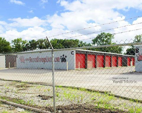 Source URL: https://cdnsc.rentcafe.com/dmslivecafe/3/2017647/2017647-1-3.jpg?width=-1&height=385&quality=80