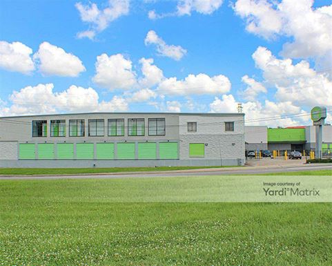 Source URL: https://cdnsc.rentcafe.com/dmslivecafe/3/2017669/2017669-1-5.jpg?width=-1&height=385&quality=80