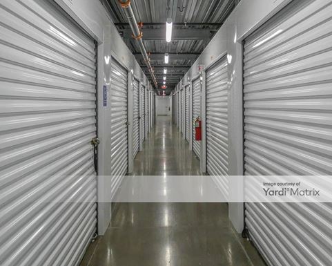 Source URL: https://cdnsc.rentcafe.com/dmslivecafe/3/2017677/2017677-1-2.jpg?width=-1&height=385&quality=80