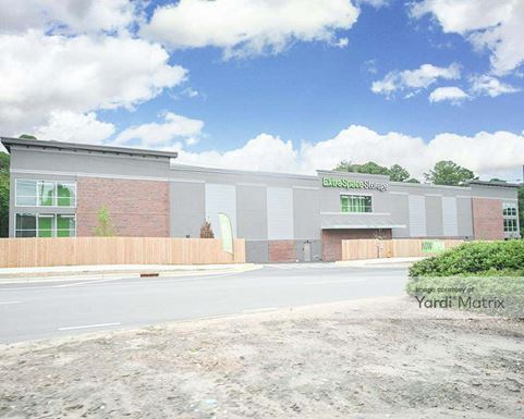 Source URL: https://cdnsc.rentcafe.com/dmslivecafe/3/2017695/2017695-1-2.jpg?width=-1&height=385&quality=80