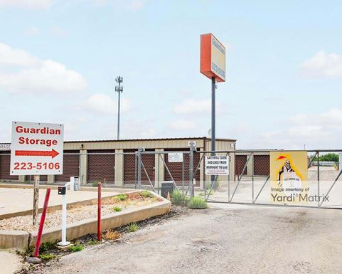 Source URL: https://cdnsc.rentcafe.com/dmslivecafe/3/2059510/2059510-1-2.jpg?width=-1&height=385&quality=80