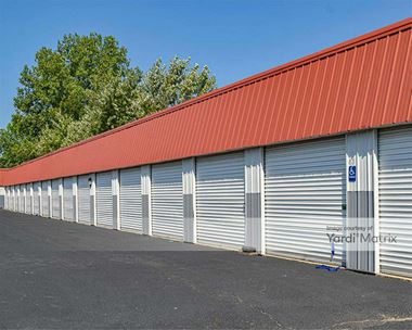 Storage Units for Rent available at 2200 Oakwood Avenue, Danville, IL 61832