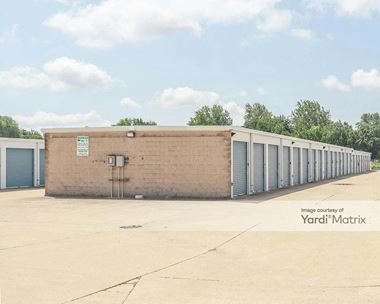 Image for Extra Space Storage - 611 West Kenyon Road, Champaign, IL