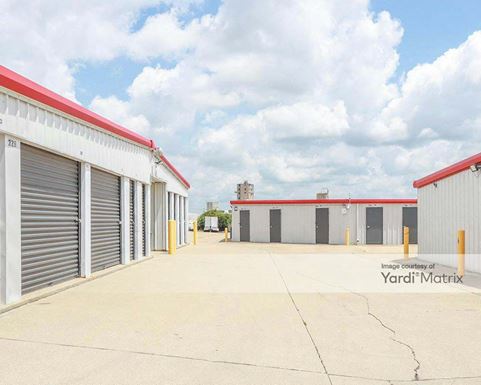 Source URL: https://cdnsc.rentcafe.com/dmslivecafe/3/2059541/2059541-1-3.jpg?width=-1&height=385&quality=80