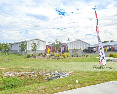 Source URL: https://cdnsc.rentcafe.com/dmslivecafe/3/2059602/2059602-1-2.jpg?width=-1&height=385&quality=80