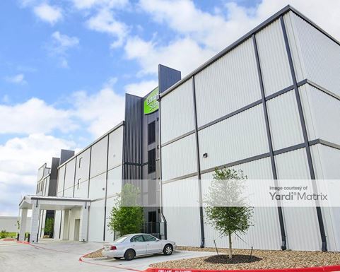 Source URL: https://cdnsc.rentcafe.com/dmslivecafe/3/2059610/2059610-1-2.jpg?width=-1&height=385&quality=80