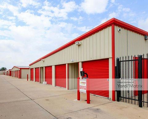 Source URL: https://cdnsc.rentcafe.com/dmslivecafe/3/2059630/2059630-1-3.jpg?width=-1&height=385&quality=80