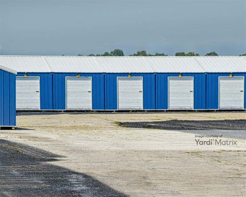 Source URL: https://cdnsc.rentcafe.com/dmslivecafe/3/2059645/2059645-1-2.jpg?width=-1&height=385&quality=80