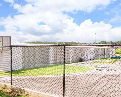 Source URL: https://cdnsc.rentcafe.com/dmslivecafe/3/2059659/2059659-1-3.jpg?width=-1&height=385&quality=80