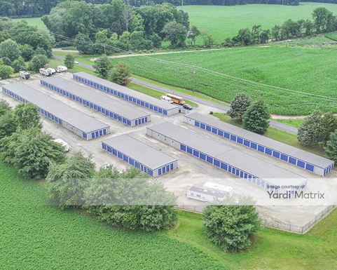 Source URL: https://cdnsc.rentcafe.com/dmslivecafe/3/2105712/2105712-1-3.jpg?width=-1&height=385&quality=80