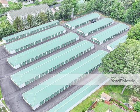 Source URL: https://cdnsc.rentcafe.com/dmslivecafe/3/2105713/2105713-1-2.jpg?width=-1&height=385&quality=80