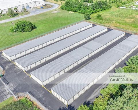 Source URL: https://cdnsc.rentcafe.com/dmslivecafe/3/2105717/2105717-1-2.jpg?width=-1&height=385&quality=80