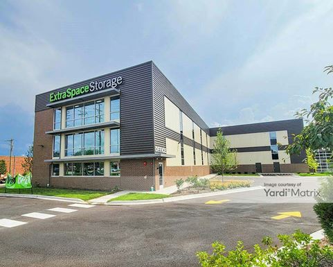 Source URL: https://cdnsc.rentcafe.com/dmslivecafe/3/2105768/2105768-1-2.jpg?width=-1&height=385&quality=80