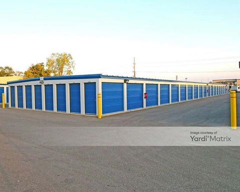 Source URL: https://cdnsc.rentcafe.com/dmslivecafe/3/2105776/2105776-1-3.jpg?width=-1&height=385&quality=80