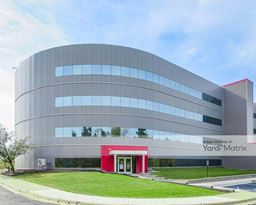 Image for Devon Self Storage - 27400 Northwestern Hwy, Southfield, MI
