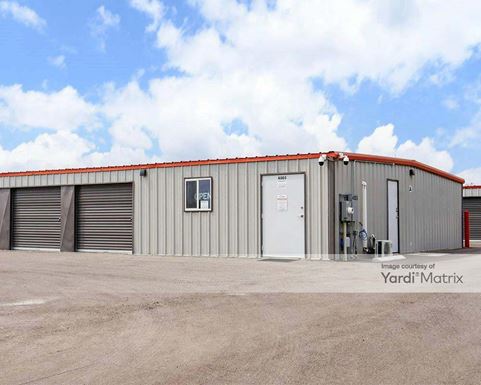 Source URL: https://cdnsc.rentcafe.com/dmslivecafe/3/2105826/2105826-1-3.jpg?width=-1&height=385&quality=80