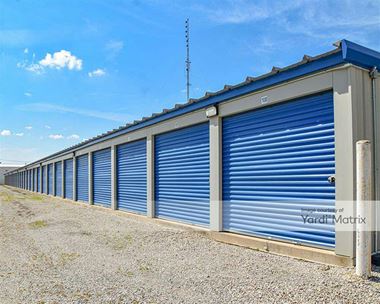 Storage Units for Rent available at 818 South Dirksen Pkwy, Springfield, IL 62703