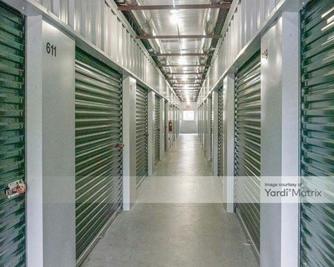 Source URL: https://cdnsc.rentcafe.com/dmslivecafe/3/2130161/2130161-1-2.jpg?width=-1&height=385&quality=80