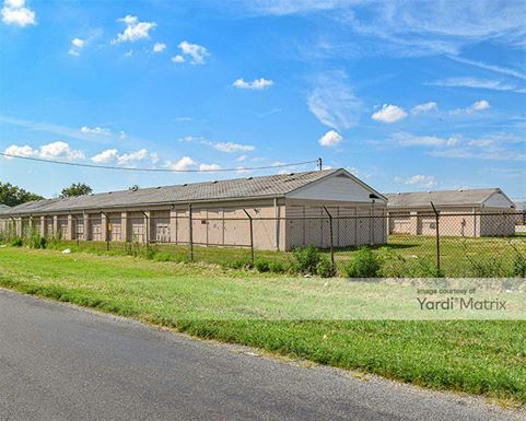 Source URL: https://cdnsc.rentcafe.com/dmslivecafe/3/2130176/2130176-1-4.jpg?width=-1&height=385&quality=80