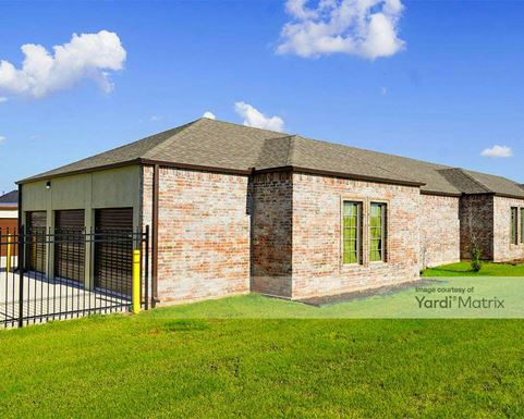 Source URL: https://cdnsc.rentcafe.com/dmslivecafe/3/2130187/2130187-1-2.jpg?width=-1&height=385&quality=80