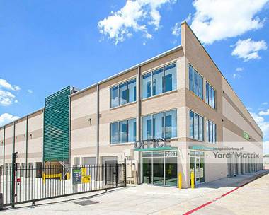 Storage Units for Rent available at 2901 Strawn Lane, Fort Worth, TX 76135