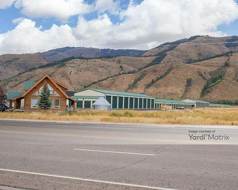 Source URL: https://cdnsc.rentcafe.com/dmslivecafe/3/2130218/2130218-1-2.jpg?width=-1&height=385&quality=80