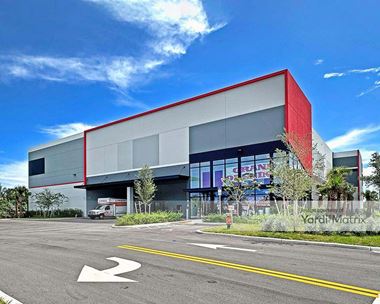 Storage Units for Rent available at 2202 Lake Worth Road, Lake Worth, FL 33461