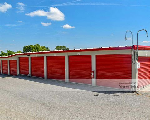 Source URL: https://cdnsc.rentcafe.com/dmslivecafe/3/2130236/2130236-1-5.jpg?width=-1&height=385&quality=80