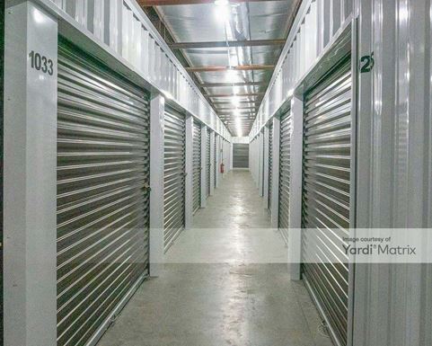 Source URL: https://cdnsc.rentcafe.com/dmslivecafe/3/2130238/2130238-1-4.jpg?width=-1&height=385&quality=80