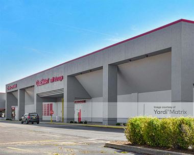 Storage Units for Rent available at 3001 South Dirksen Pkwy, Springfield, IL 62703