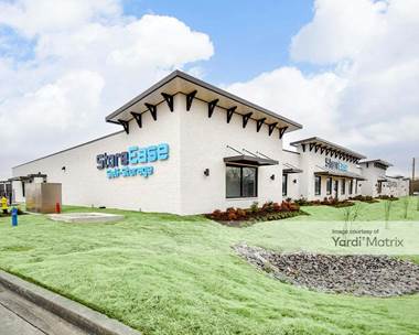 Storage Units for Rent available at 1141 Murfreesboro Pkwy, Lebanon, TN 37090