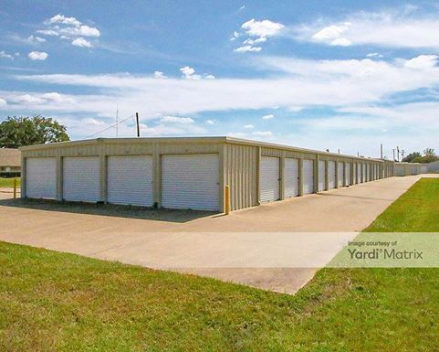 Source URL: https://cdnsc.rentcafe.com/dmslivecafe/3/2157128/2157128-1-3.jpg?width=-1&height=385&quality=80