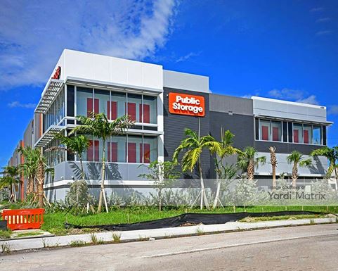 Source URL: https://cdnsc.rentcafe.com/dmslivecafe/3/2157132/2157132-1-4.jpg?width=-1&height=385&quality=80