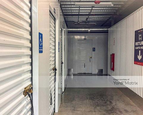 Source URL: https://cdnsc.rentcafe.com/dmslivecafe/3/2157141/2157141-1-5.jpg?width=-1&height=385&quality=80