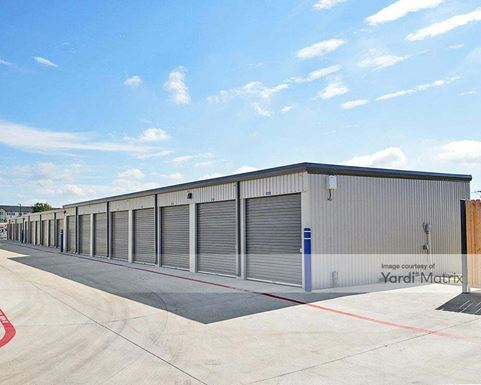 Source URL: https://cdnsc.rentcafe.com/dmslivecafe/3/2157151/2157151-1-6.jpg?width=-1&height=385&quality=80