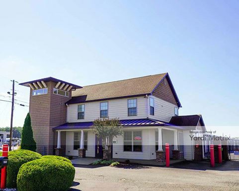 Source URL: https://cdnsc.rentcafe.com/dmslivecafe/3/2204851/2204851-1-2.jpg?width=-1&height=385&quality=80