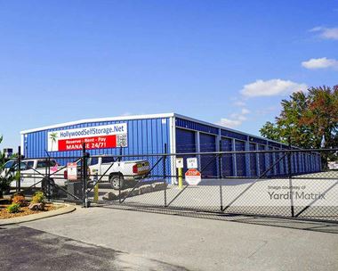 Storage Units for Rent available at 2016 Hollywood Drive, Jackson, TN 38305