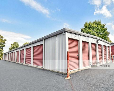 Source URL: https://cdnsc.rentcafe.com/dmslivecafe/3/2204885/2204885-1-2.jpg?width=-1&height=385&quality=80