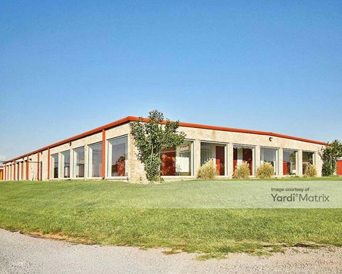 Source URL: https://cdnsc.rentcafe.com/dmslivecafe/3/2204893/2204893-1-3.jpg?width=-1&height=385&quality=80