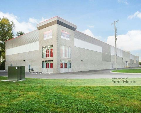 Source URL: https://cdnsc.rentcafe.com/dmslivecafe/3/2204924/2204924-1-3.jpg?width=-1&height=385&quality=80