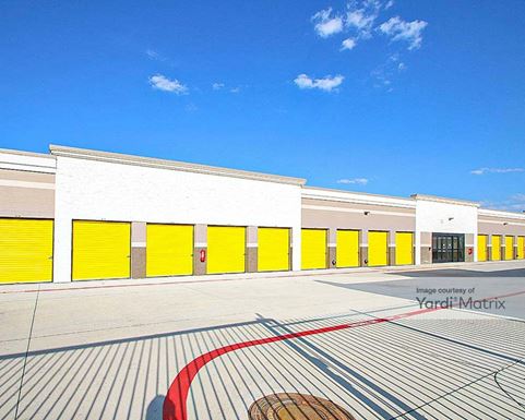 Source URL: https://cdnsc.rentcafe.com/dmslivecafe/3/2204932/2204932-1-3.jpg?width=-1&height=385&quality=80