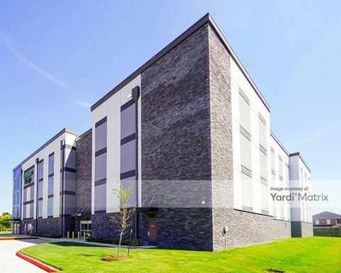 Source URL: https://cdnsc.rentcafe.com/dmslivecafe/3/2204951/2204951-1-2.jpg?width=-1&height=385&quality=80