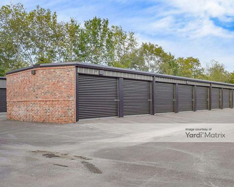 Source URL: https://cdnsc.rentcafe.com/dmslivecafe/3/2204958/2204958-1-4.jpg?width=-1&height=385&quality=80