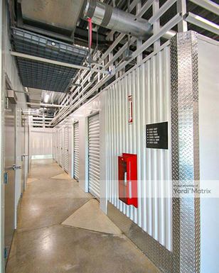 Source URL: https://cdnsc.rentcafe.com/dmslivecafe/3/2204964/2204964-1-6.jpg?width=-1&height=385&quality=80