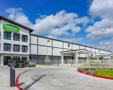 Storage Units for Rent available at 1115 Dragonfly Avenue, Weslaco, TX 78596